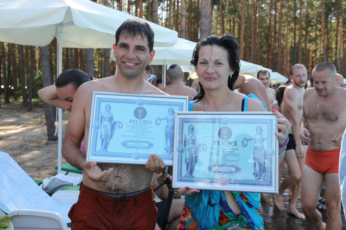 IMG_9331 Найбільший підводний логотип з людей