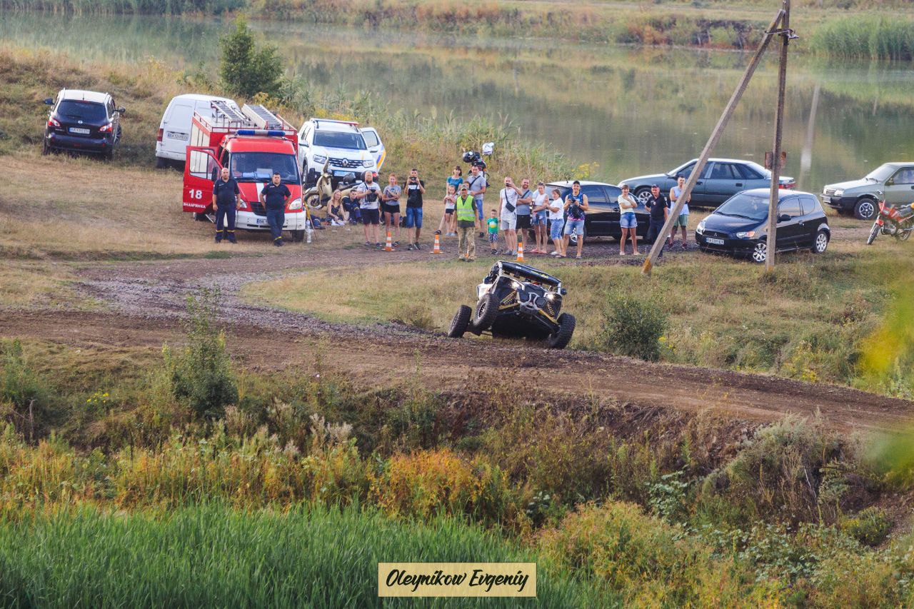 Найбільша кількість поворотів на трасі Чемпіонату України з Кантрі-кросу для квадроциклів