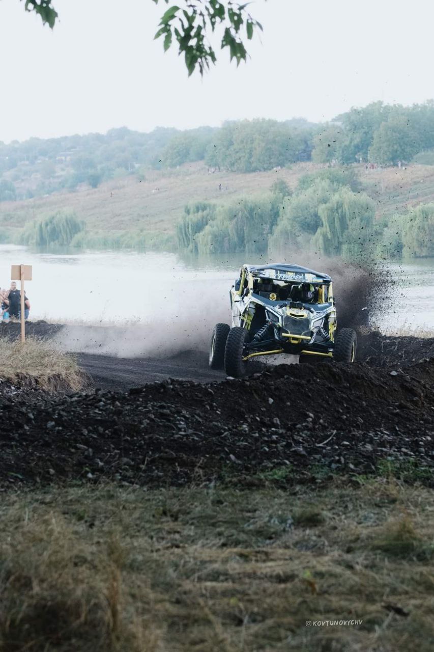 Найбільша кількість поворотів на трасі Чемпіонату України з Кантрі-кросу для квадроциклів